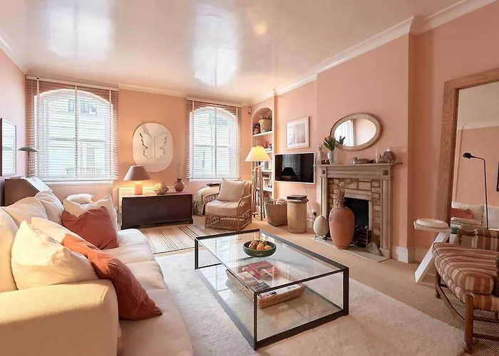 A Perfect Treasure Of A Home In Knightsbridge